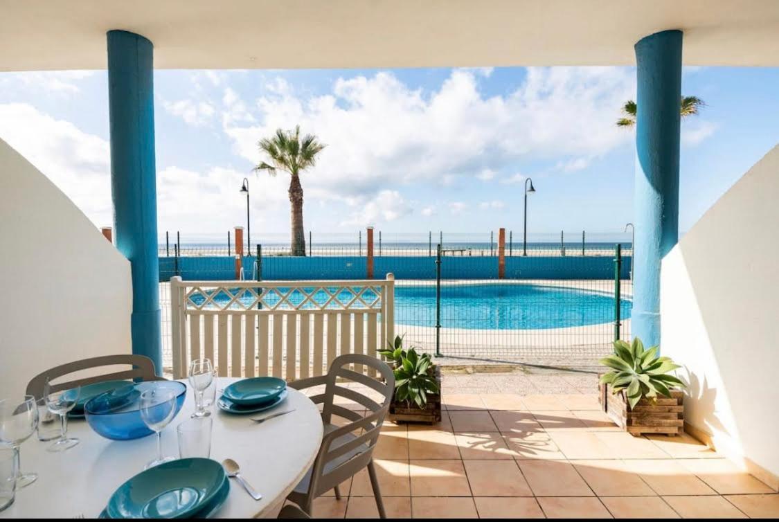 Apartamento La Tortuga II Beach Tarifa Exterior photo