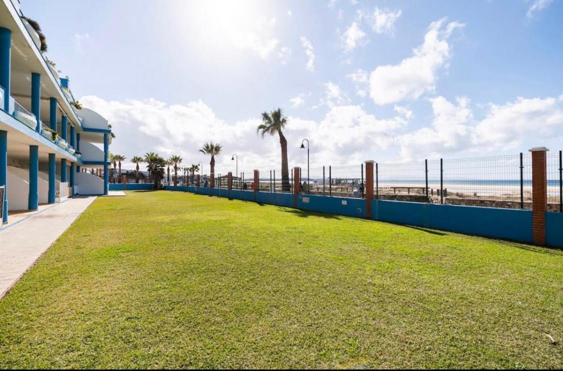 Apartamento La Tortuga II Beach Tarifa Exterior photo